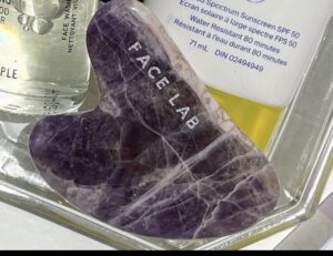 Offre Liquidation Gua Sha Forme coeur en Améthyste